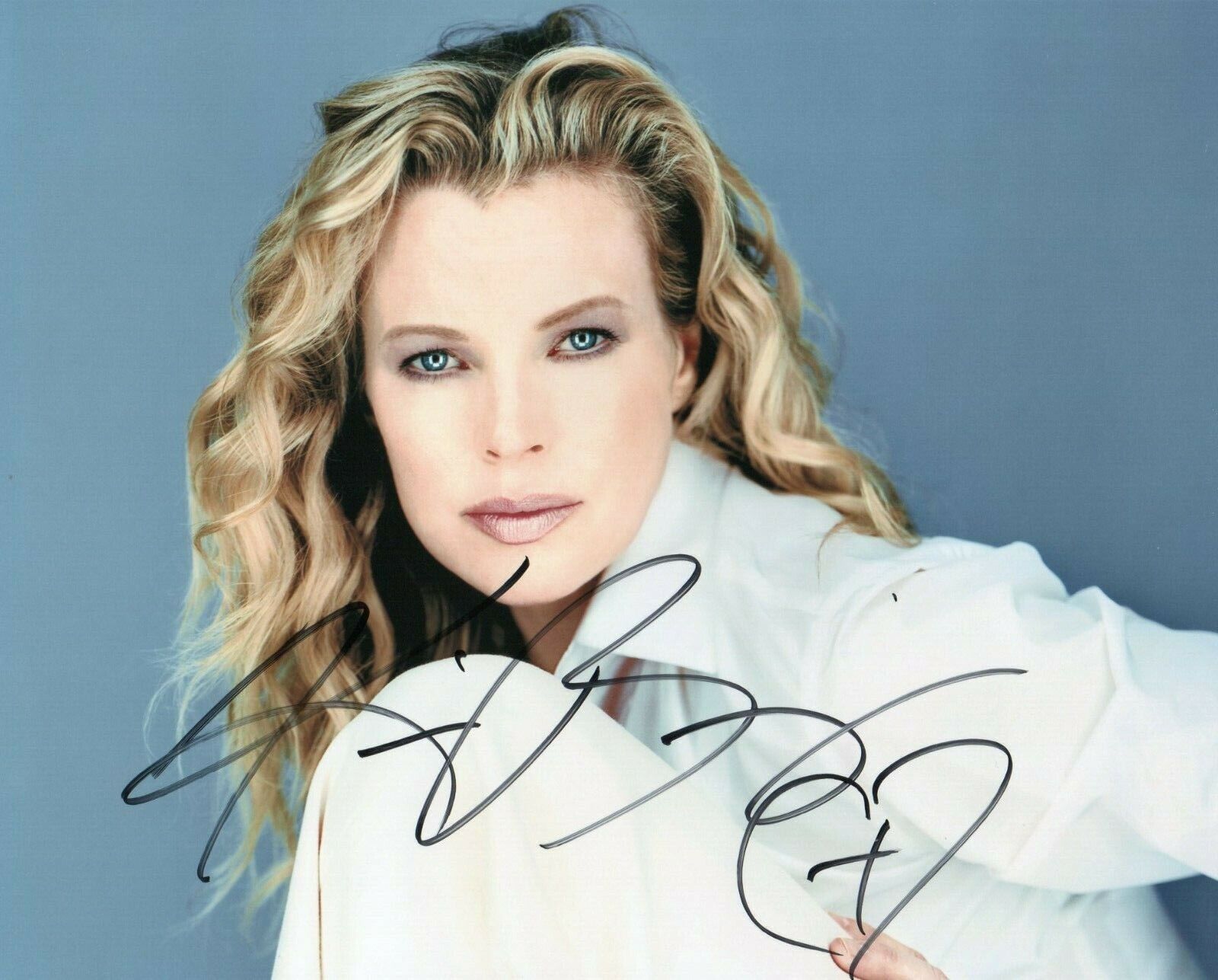 Autographed Kim Basinger signed 8 x 10 Photo Poster painting Very Nice