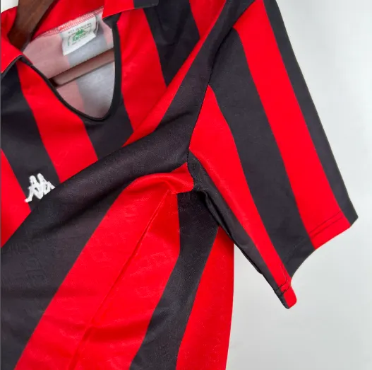 Retro AC Milan 89/90 Home football shirt
