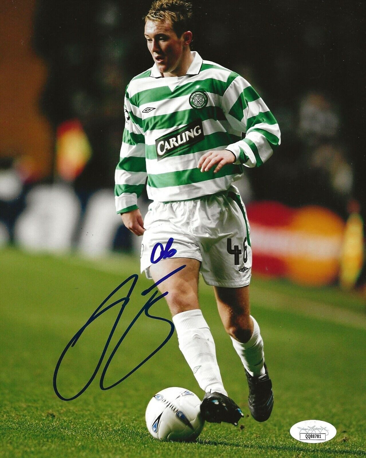 Aiden McGeady Ireland signed Celtic F.C. Soccer 8x10 Photo Poster painting autographed 2 JSA