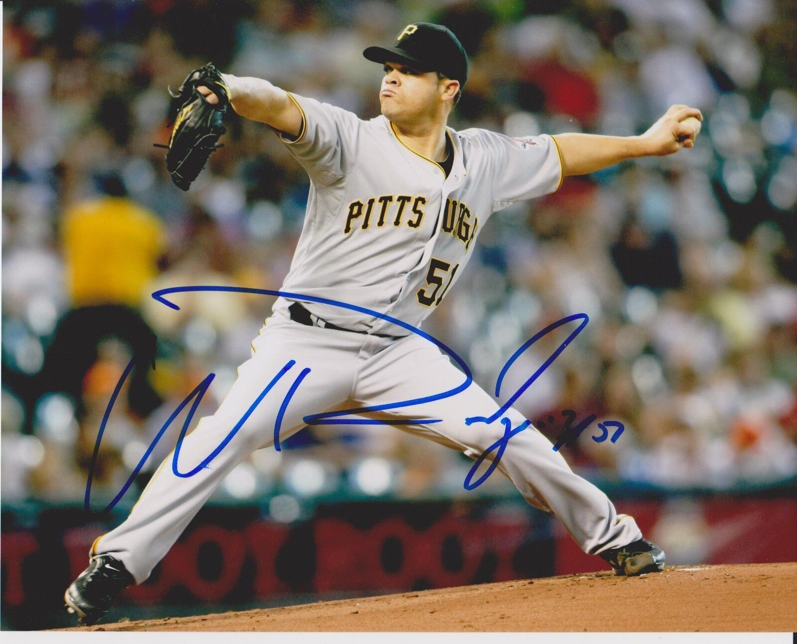 WANDY RODRIGUEZ signed Pittsburgh Pirates 8x10 Photo Poster painting