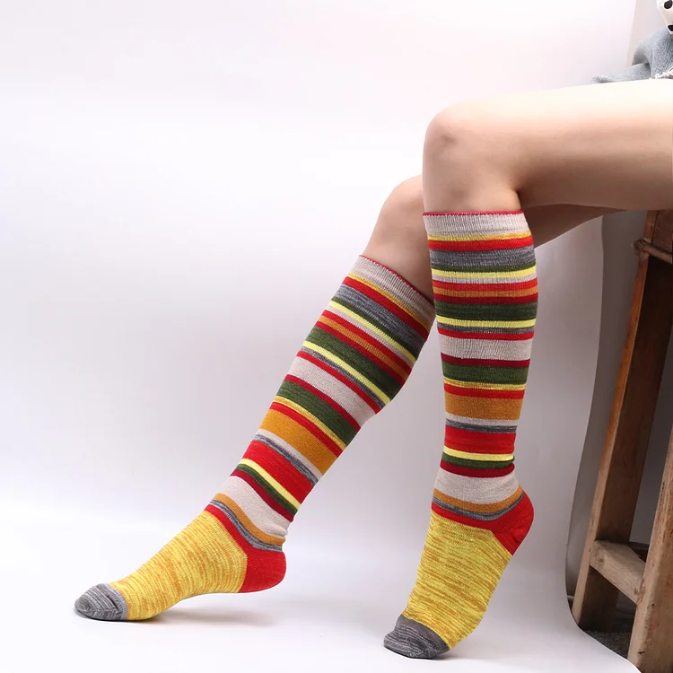VChics Soft Warm Retro Rainbow Contrasting Socks