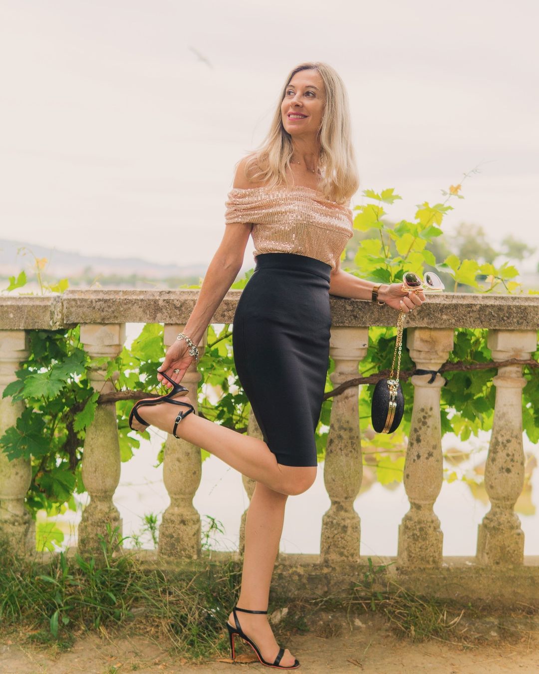 100mm Women's Sandals Round Open Toe Red Bottom Ankle Straps Matte Pumps-MERUMOTE