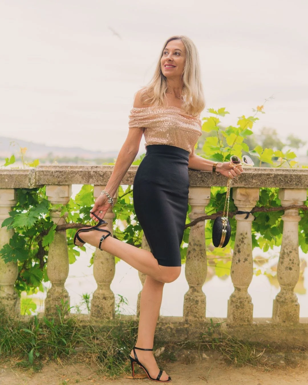 100mm Women's Sandals Round Open Toe Red Bottom Ankle Straps Matte Pumps-MERUMOTE