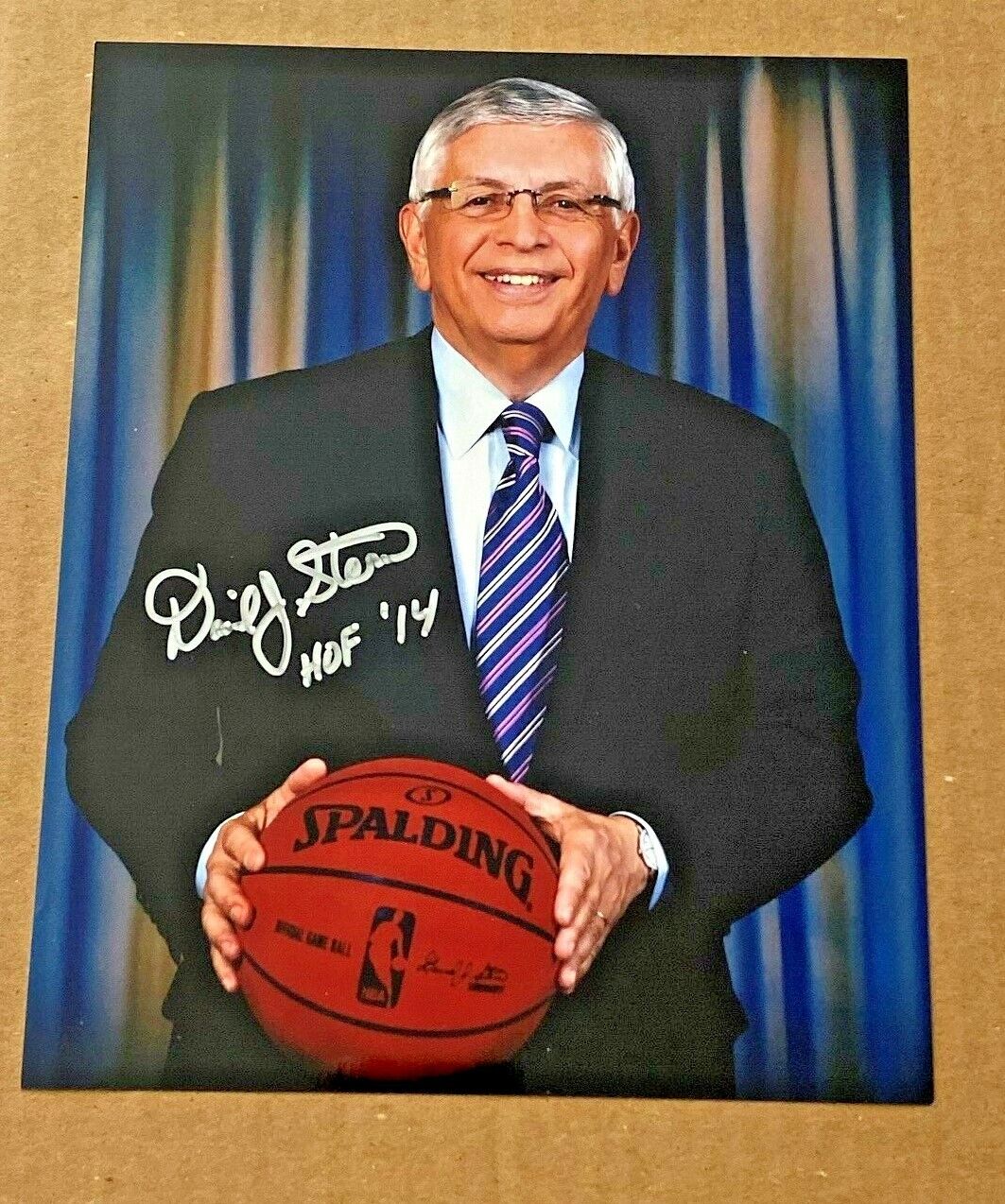 DAVID STERN 8X10 NBA Photo Poster painting W/HOF14 W/COA IN PERSON AUTOGRAPH