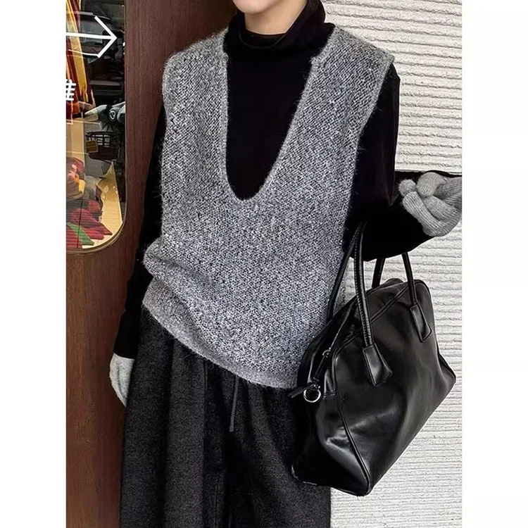 Athvotar Athvotar Retro Striped Big V-Neck Knitted Vest Vest Sweater Woman In Autumn 2025 Overlay Cloth