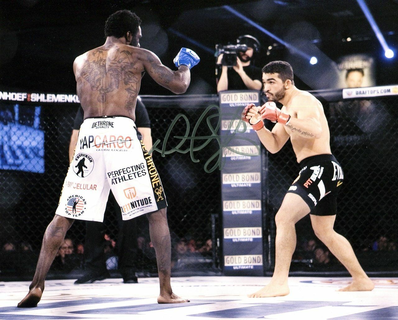 Daniel Straus Bellator Champion MMA Autographed Signed 8x10 Photo Poster painting CFS