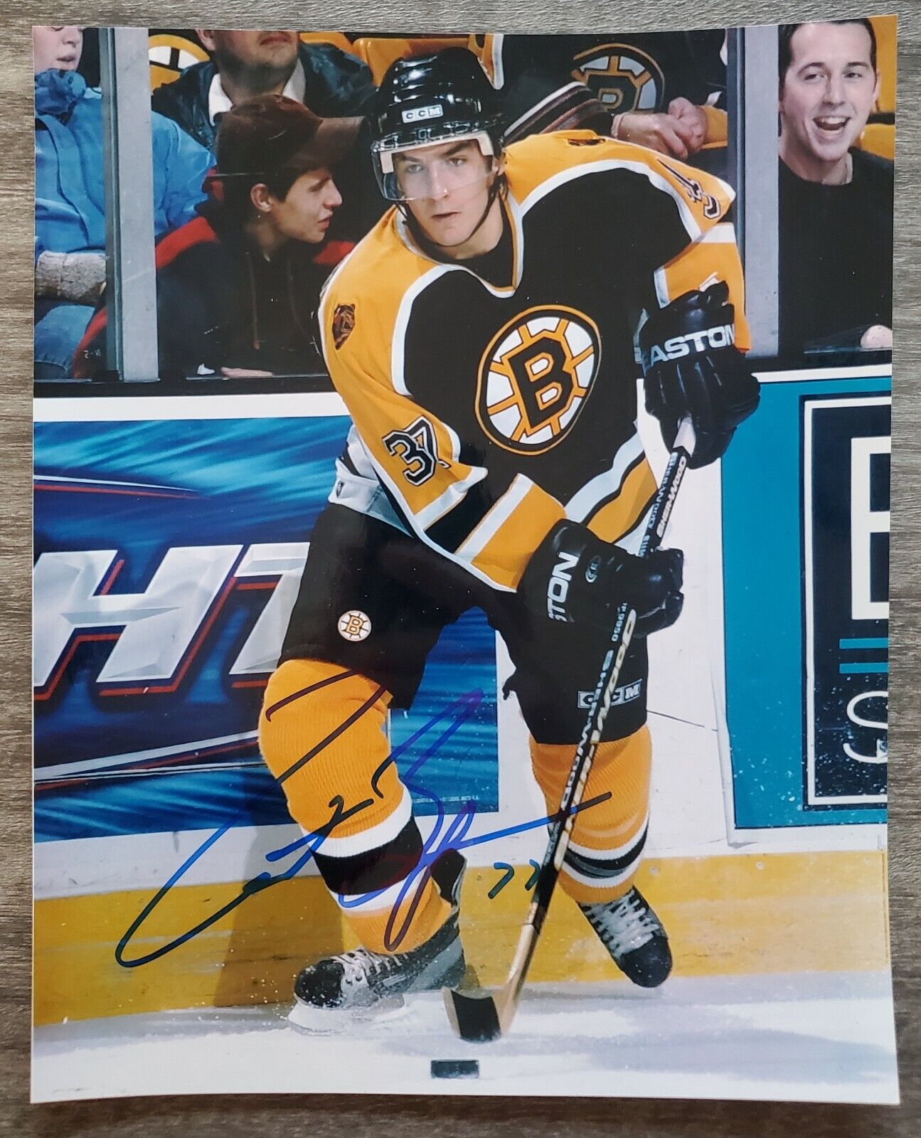 Patrice Bergeron Signed 8x10 Photo Poster painting Boston Bruins Hockey NHL LEGEND RAD