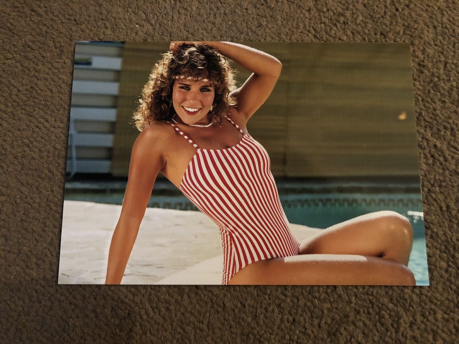 LINDA LUSARDI (PAGE 3 MODEL) UNSIGNED Photo Poster painting- 7x5”