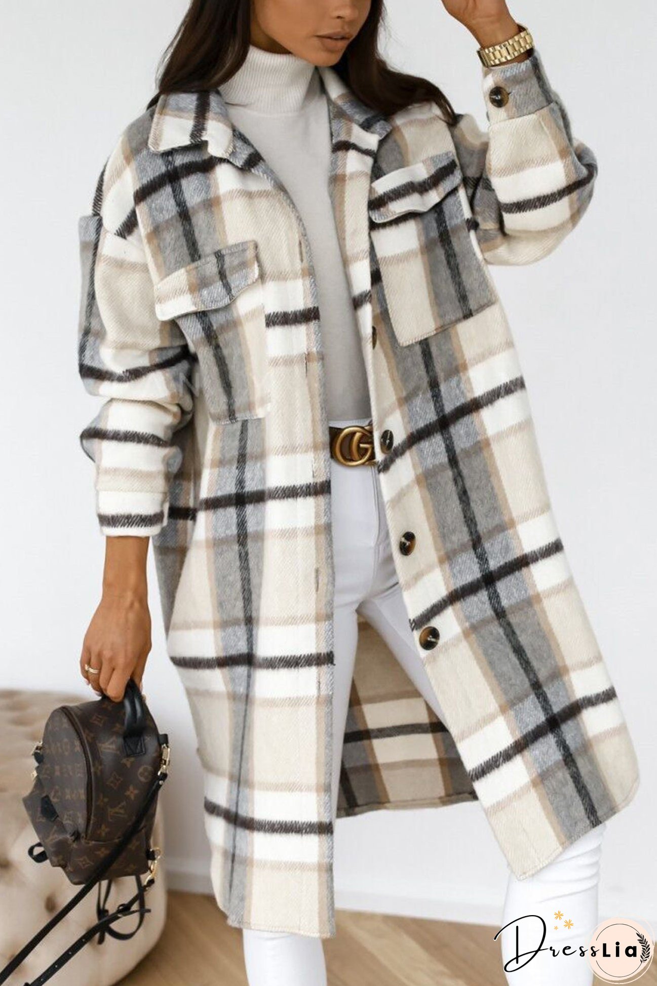 Relaxed and Timeless winter garment