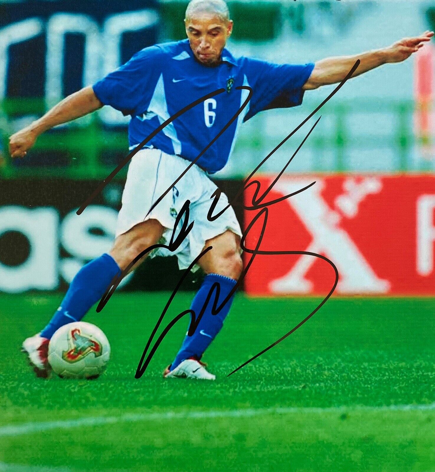 Roberto Carlos Hand Signed 12x8 Brazil Photo Poster painting