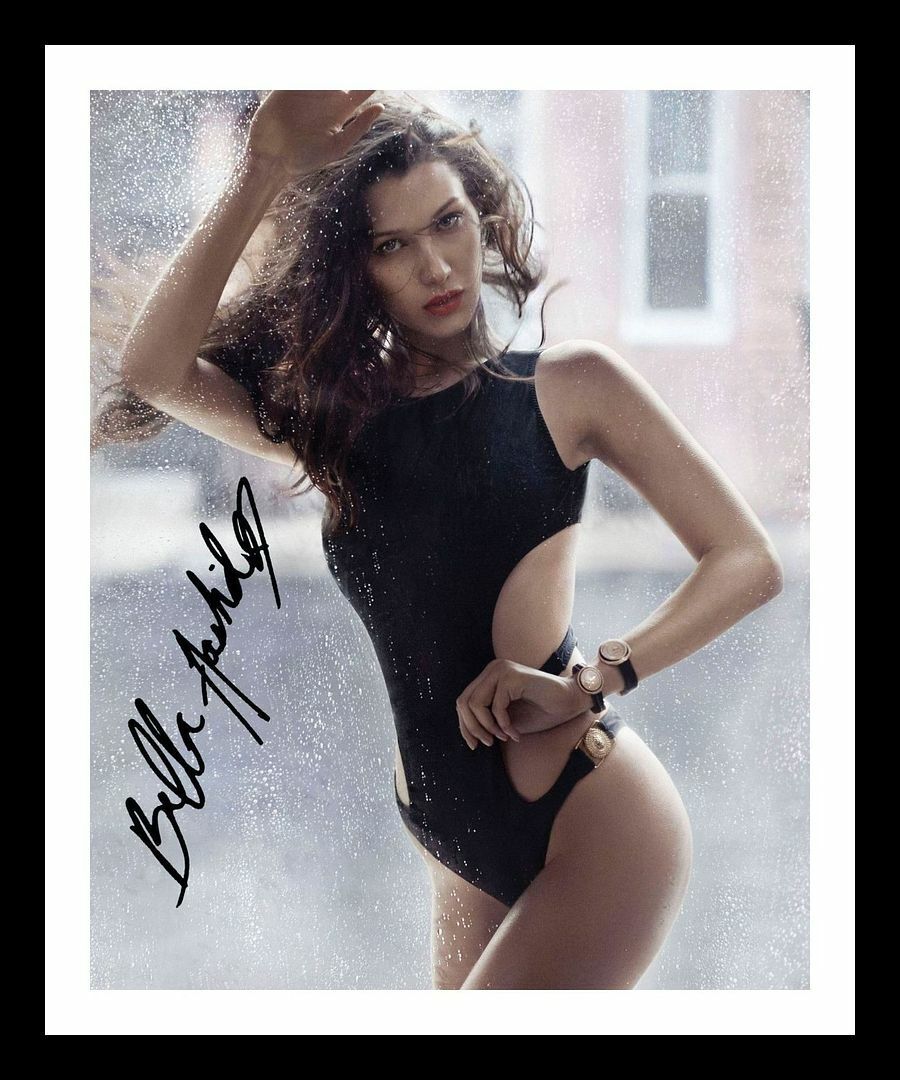 Bella Hadid Autograph Signed & Framed Photo Poster painting 2