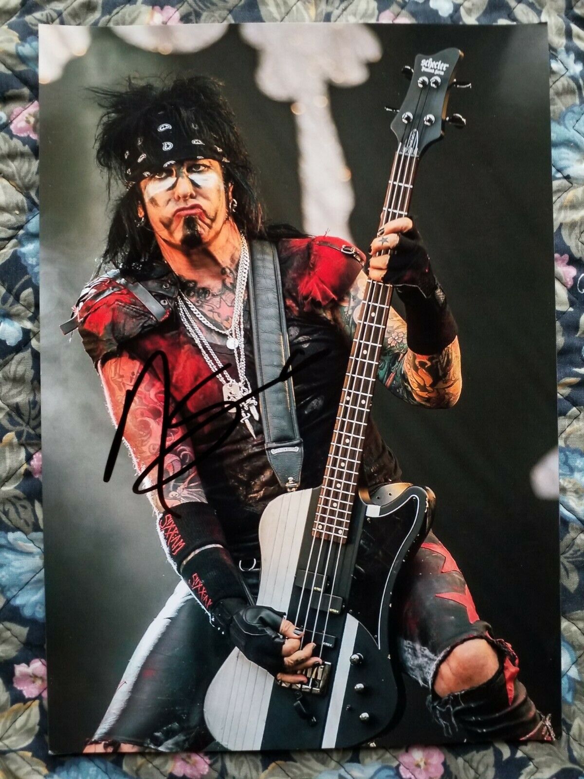 Nikki Sixx Authentic Autographed 8.2 x 11.5 Signed Photo Poster painting - Motley Crue