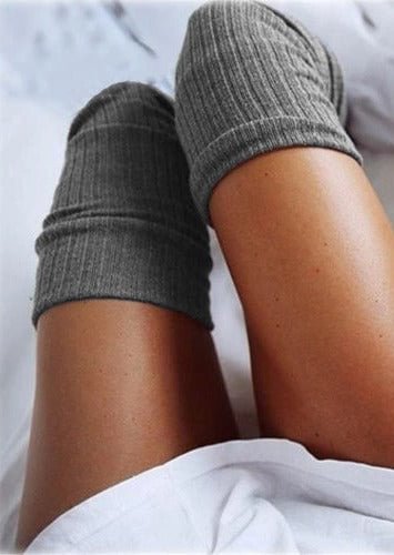 Solid Knitted Thigh-High Socks