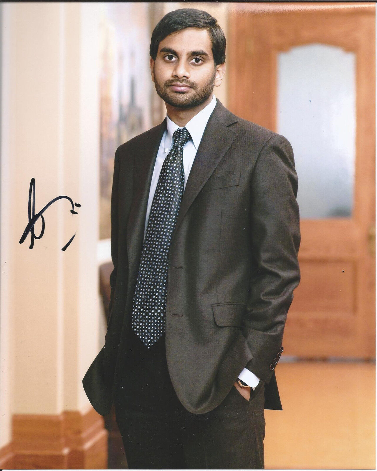 AZIZ ANSARI HAND SIGNED AUTHENTIC STAND UP COMEDIAN 8X10 Photo Poster painting W/COA PARKS & REC