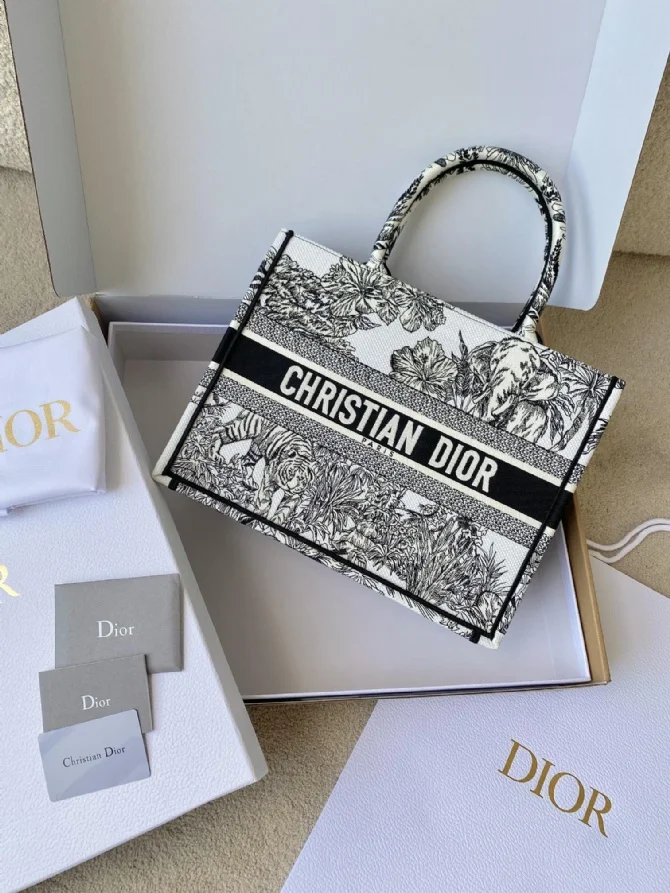 CD book tote23最新購物袋黑白動物園中號Dior_CD_book_tote2限定購物袋叢林綠小號_26.5cm_ 36.5cm