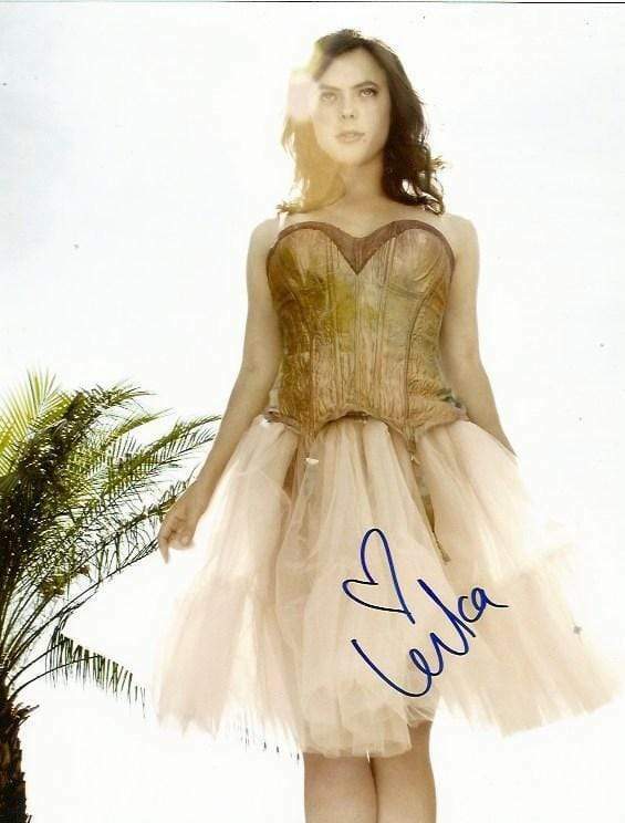 Lenka SINGER autograph, In-Person signed Photo Poster painting