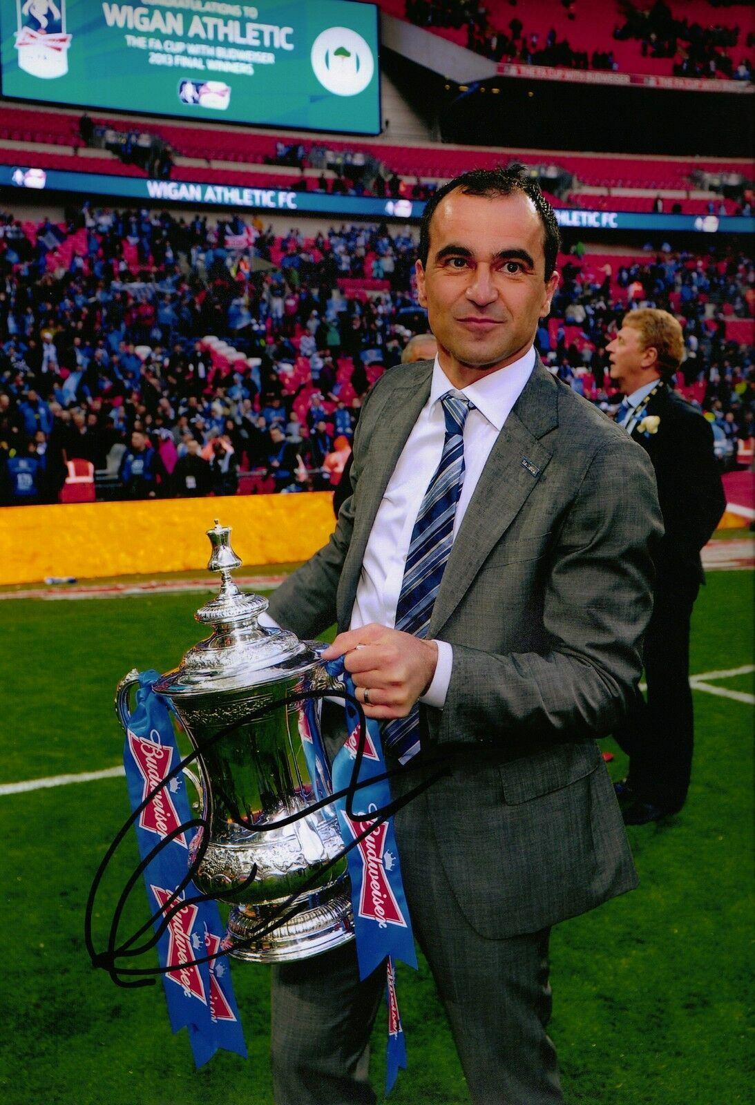 Roberto Martinez Genuine Hand Signed Autograph 12X8 Photo Poster painting Fa Cup Wigan (1866)