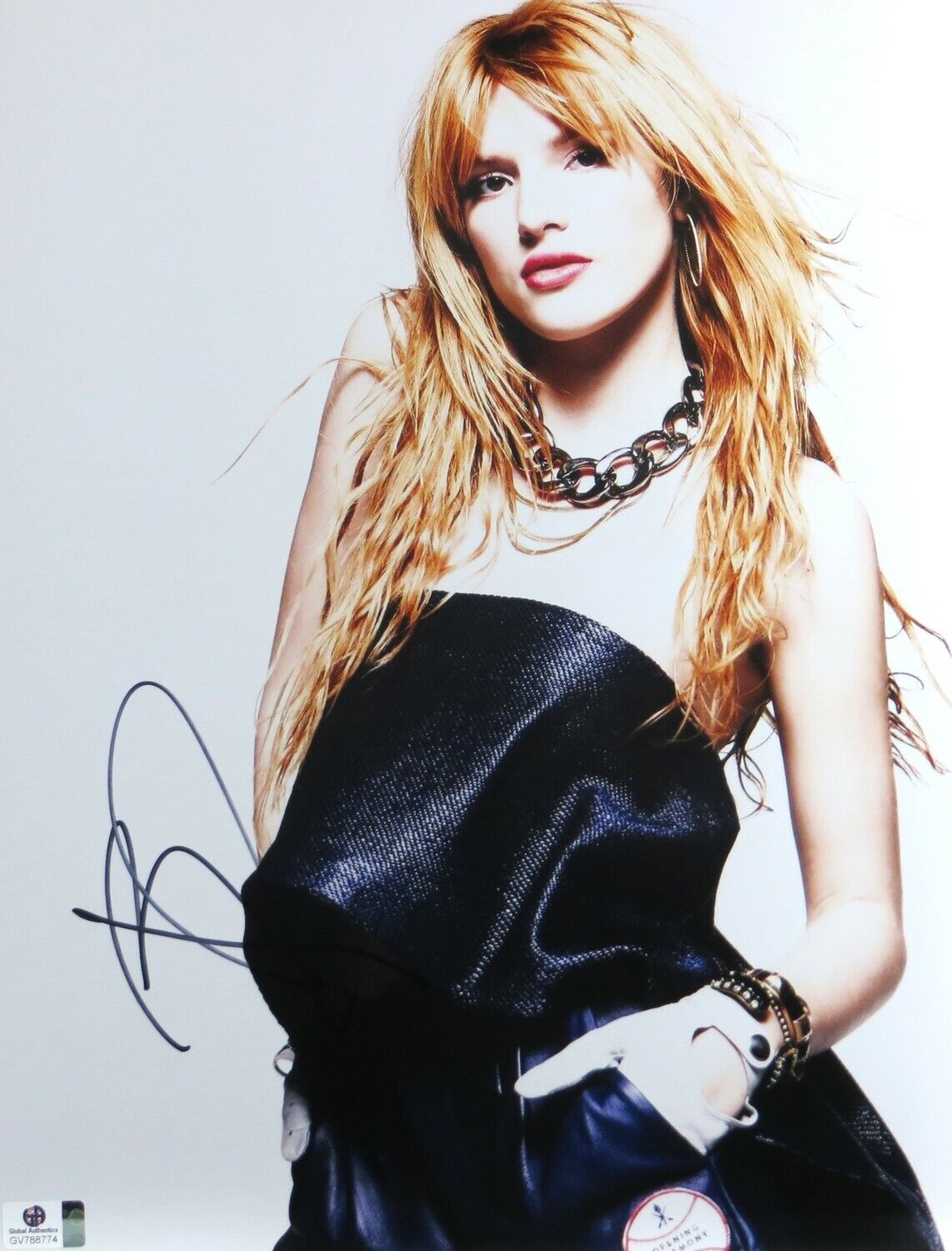 Bella Thorne Signed Autographed 11X14 Photo Poster painting Gorgeous Sexy Twilight GV788774