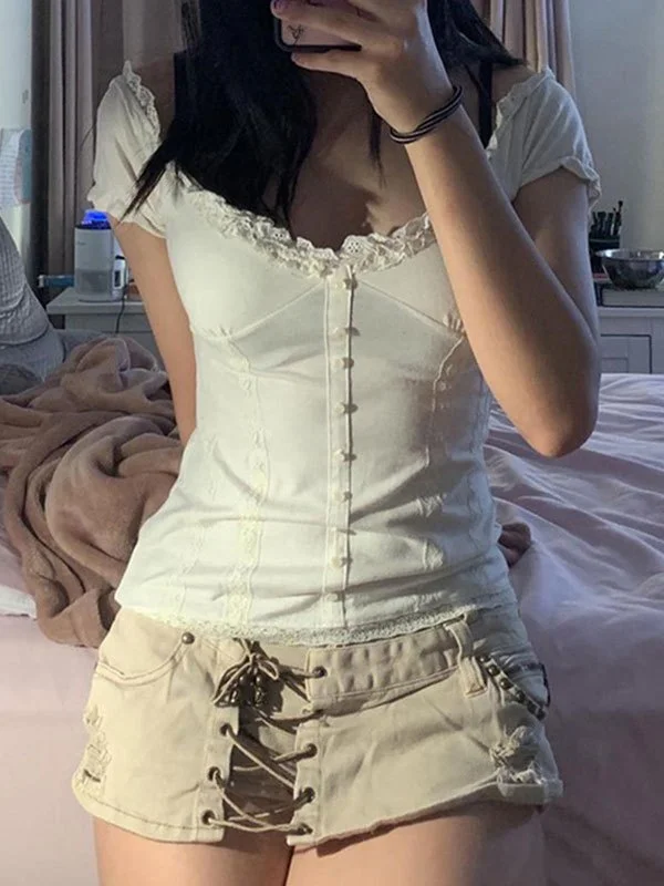 Frill Trim Buttoned Blouse