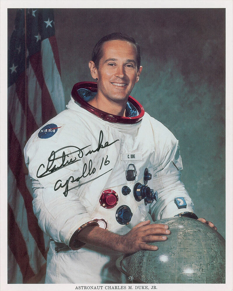 CHARLES 'CHARLIE' DUKE Signed Photo Poster paintinggraph - Apollo 16 Astronaut NASA - preprint