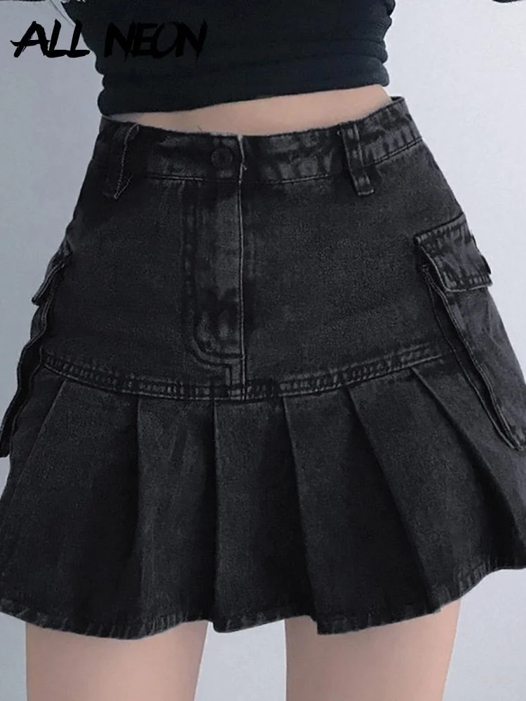 Graduation Gifts  Mall Goth Y2K High Waist Jean Skirts E-girl Aesthetics Black Denim Pleated Skirts with Big Pockets Grunge Punk Outfits