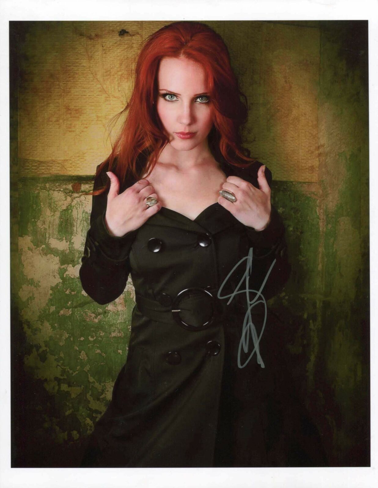 Simone Simons SINGER - SONGWRITER autograph, In-Person signed Photo Poster painting