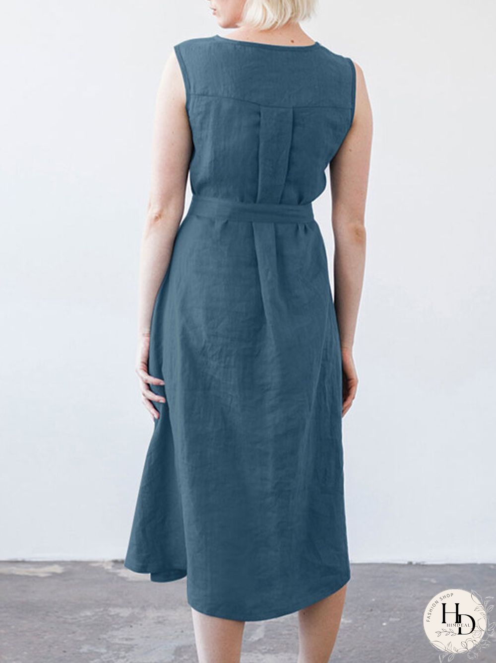 Solid Sleeveless Pocket Crew Neck Dress with Belt
