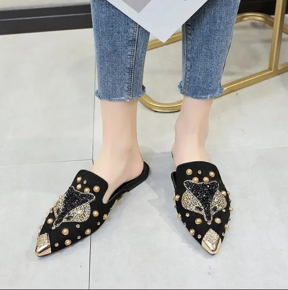 2022Luxury Women Mules Ladies Summer Chinese Slippers Women Shoes 2019 New Low Heels Flat Casual Shoes Woman Flip Flops