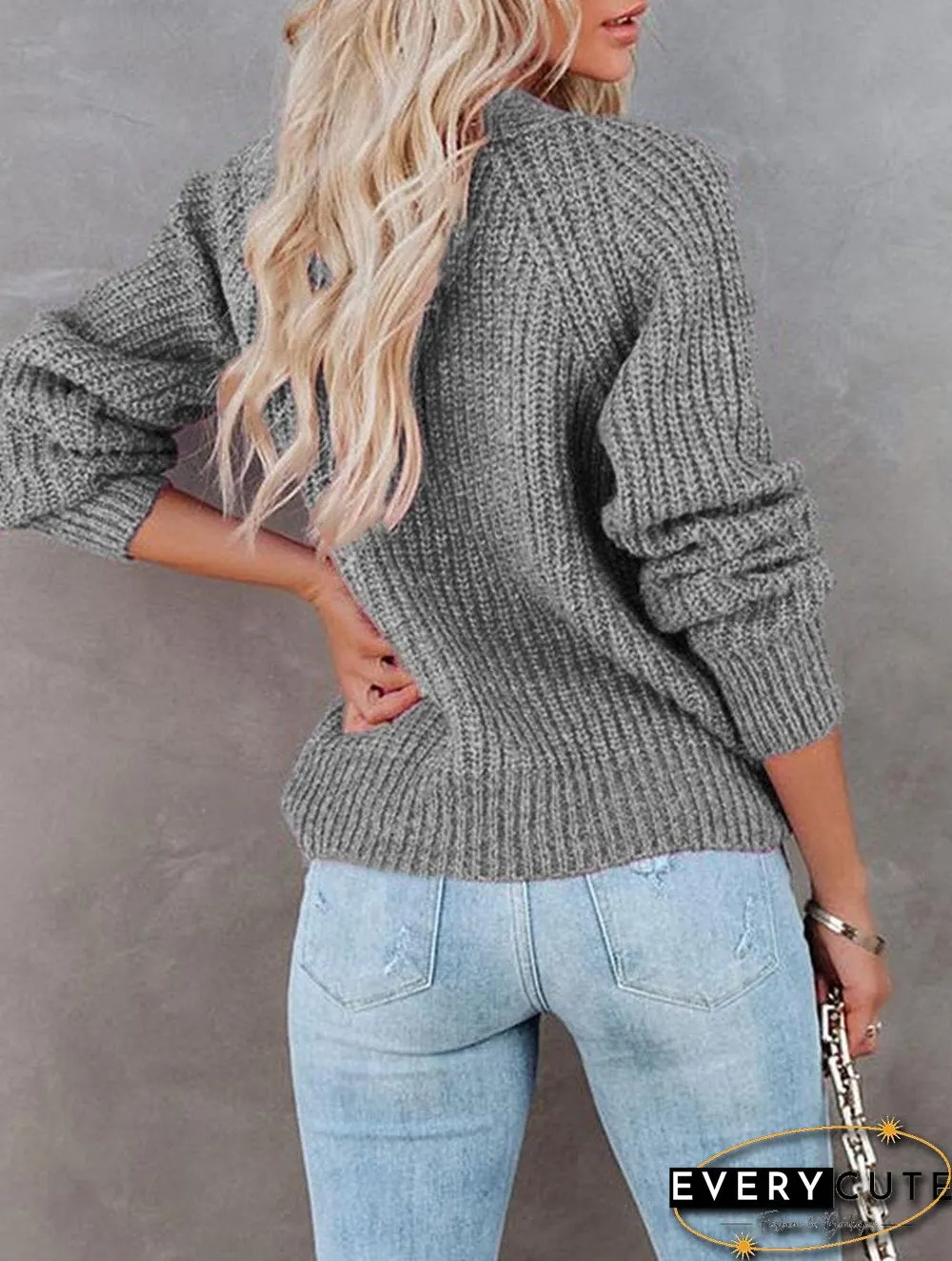 Solid Color V-neck Single-breasted Long-sleeved Knitted Cardigan