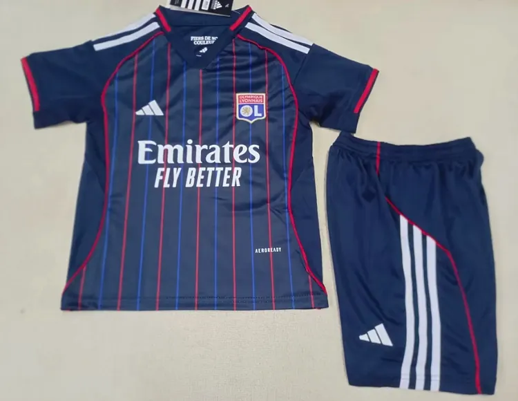 Lyon away kit for children for the 2025-26 season