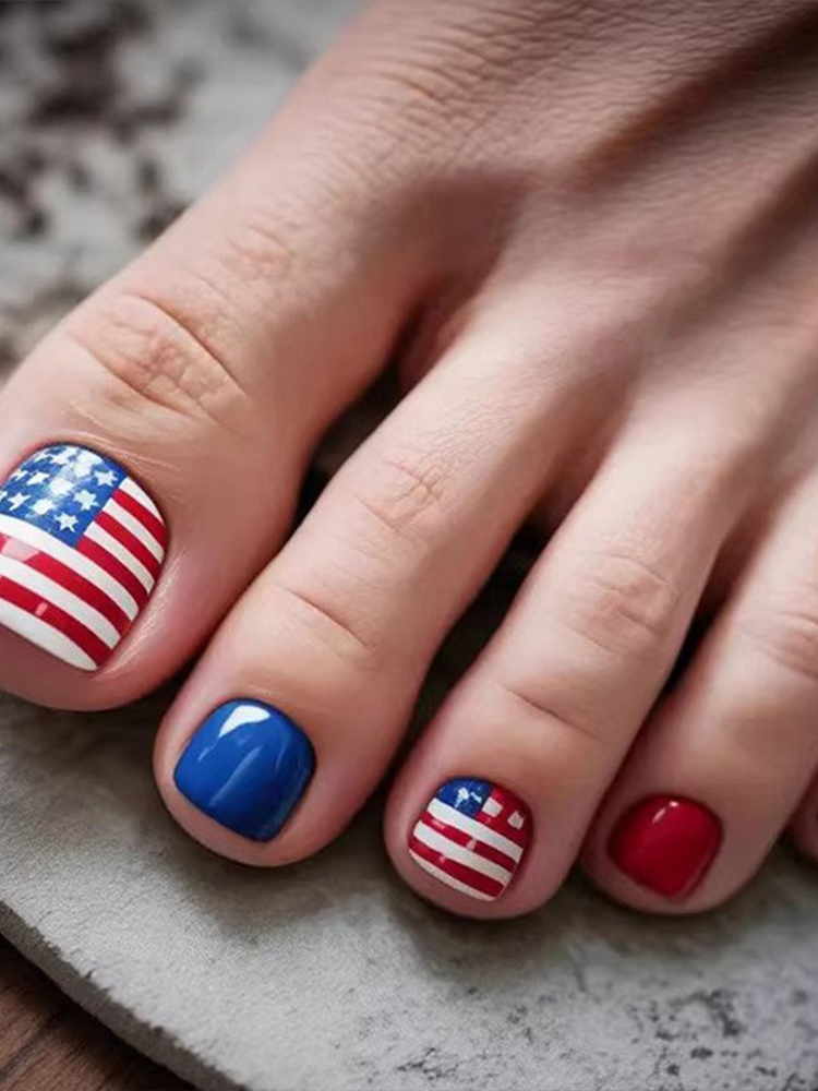 Red, White And Blue Star-shaped Pattern False Nails elevenforest