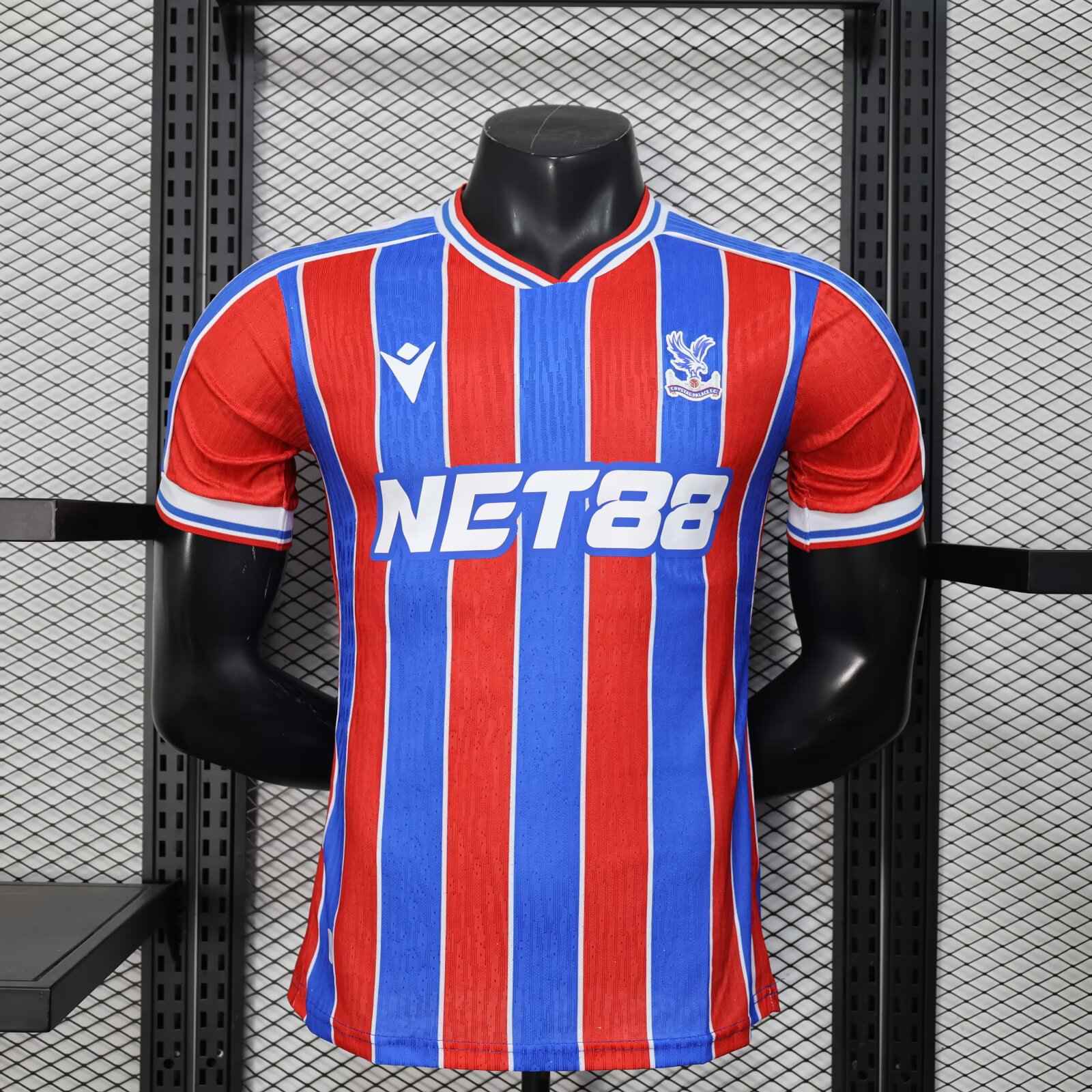 2025/2026 Player Version Crystal Palace Home Football Shirt 1:1 Thai Quality（The player version jersey is a bit tight, please pay attention to the size selection）