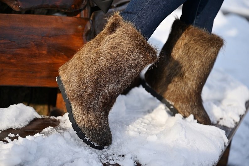 Women's natural color fur boots, brown mukluk boots, yeti boots, furry snow boots, Eskimo boots, long fur boots,