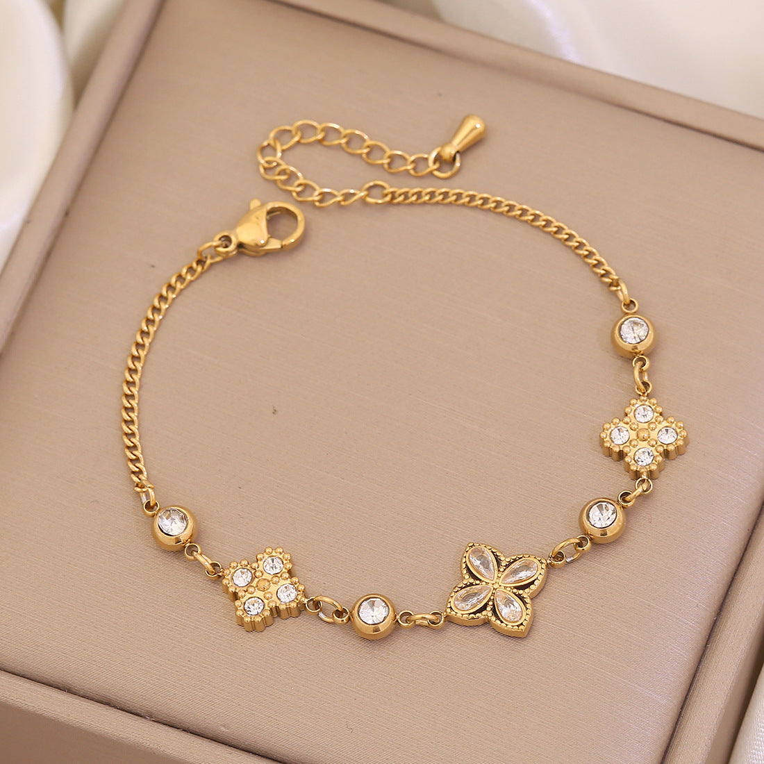 Diamond Flower Double Bracelet Pearl Bracelet Titanium Steel Female B620