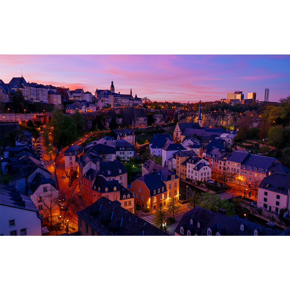 

Night Town - 1000 Pieces Jigsaw Puzzle, 501 Original