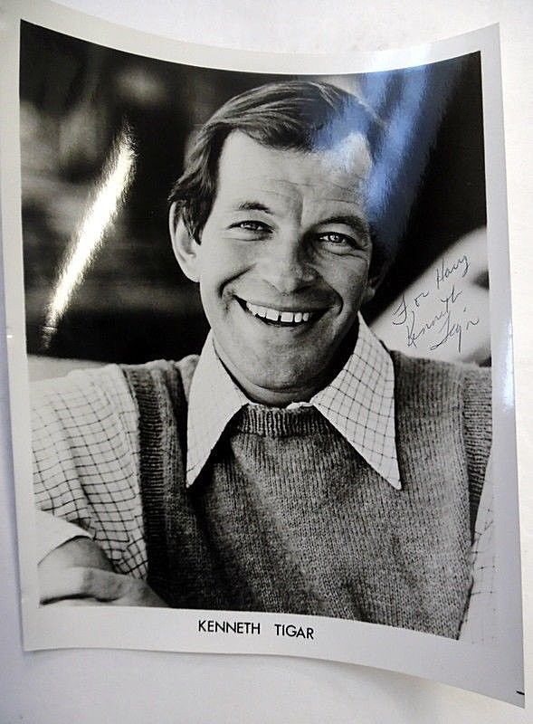 KENNETH TIGAR Autographed Photo Poster painting Film TV Character ACTOR Man In HIGH CASTLE PC875