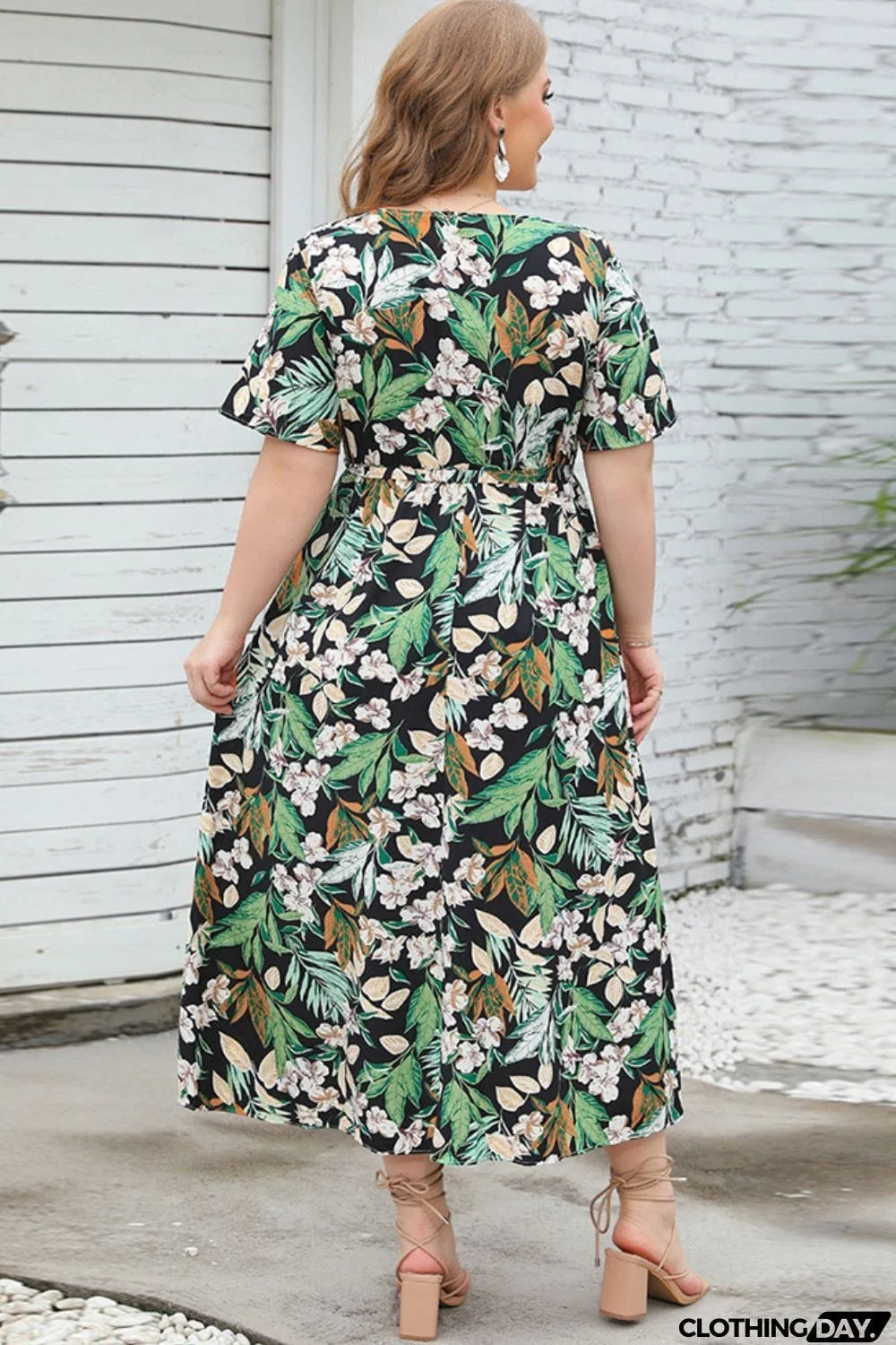 Plus Size Floral Short Sleeve Round Neck Dress