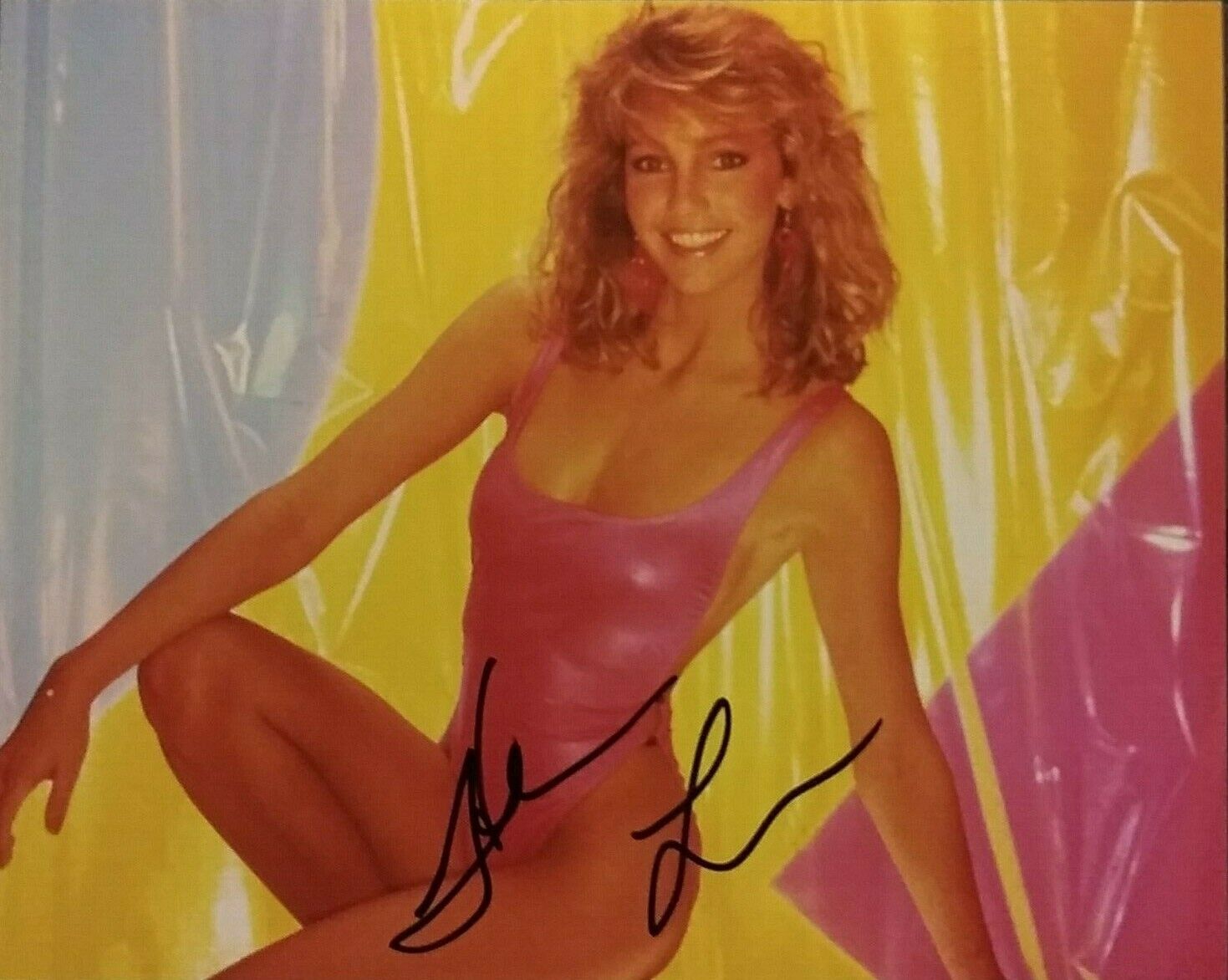 Heather Locklear signed 8x10