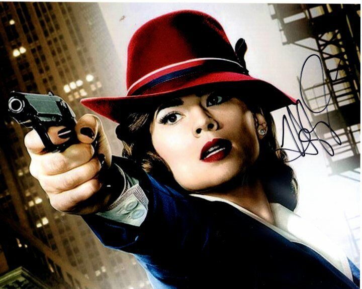 HAYLEY ATWELL signed autographed MARVEL AGENT PEGGY CARTER Photo Poster painting