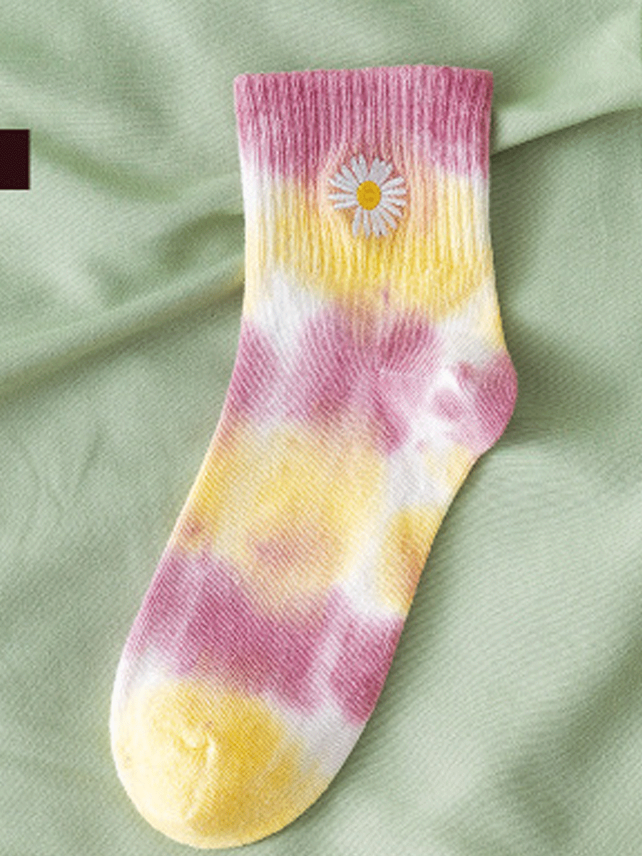 Tie-dyed Embroidery Small Daisy Tide Socks