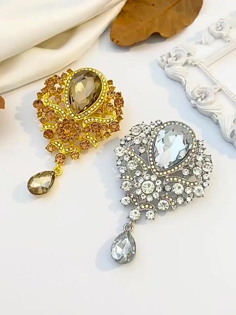 Zirconia Gold-Plated Brooch