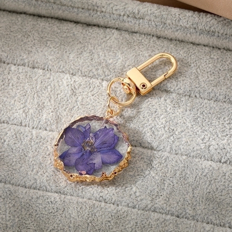 Pastoral Flower Dried Flower Epoxy Women’s Bag Pendant Keychain