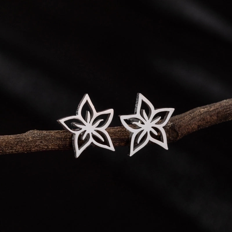 1 Pair Cute Minimalist Dog Cat Flower Polishing Hollow Out 304 Stainless Steel 18K Gold Plated Ear Studs