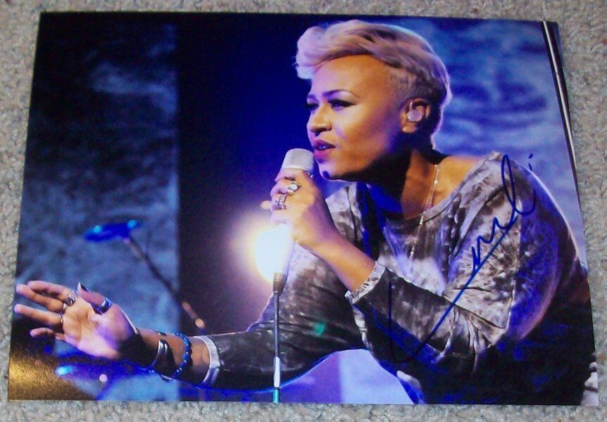 EMELI SANDE SIGNED AUTOGRAPH OUR VERSION OF EVENTS 8x10 Photo Poster painting B w/PROOF