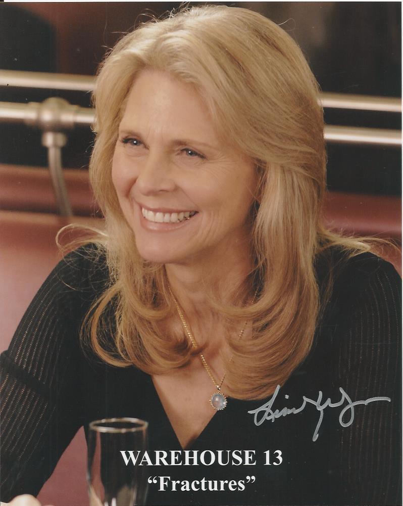 Lindsay Wagner - Warehouse 13 signed Photo Poster painting