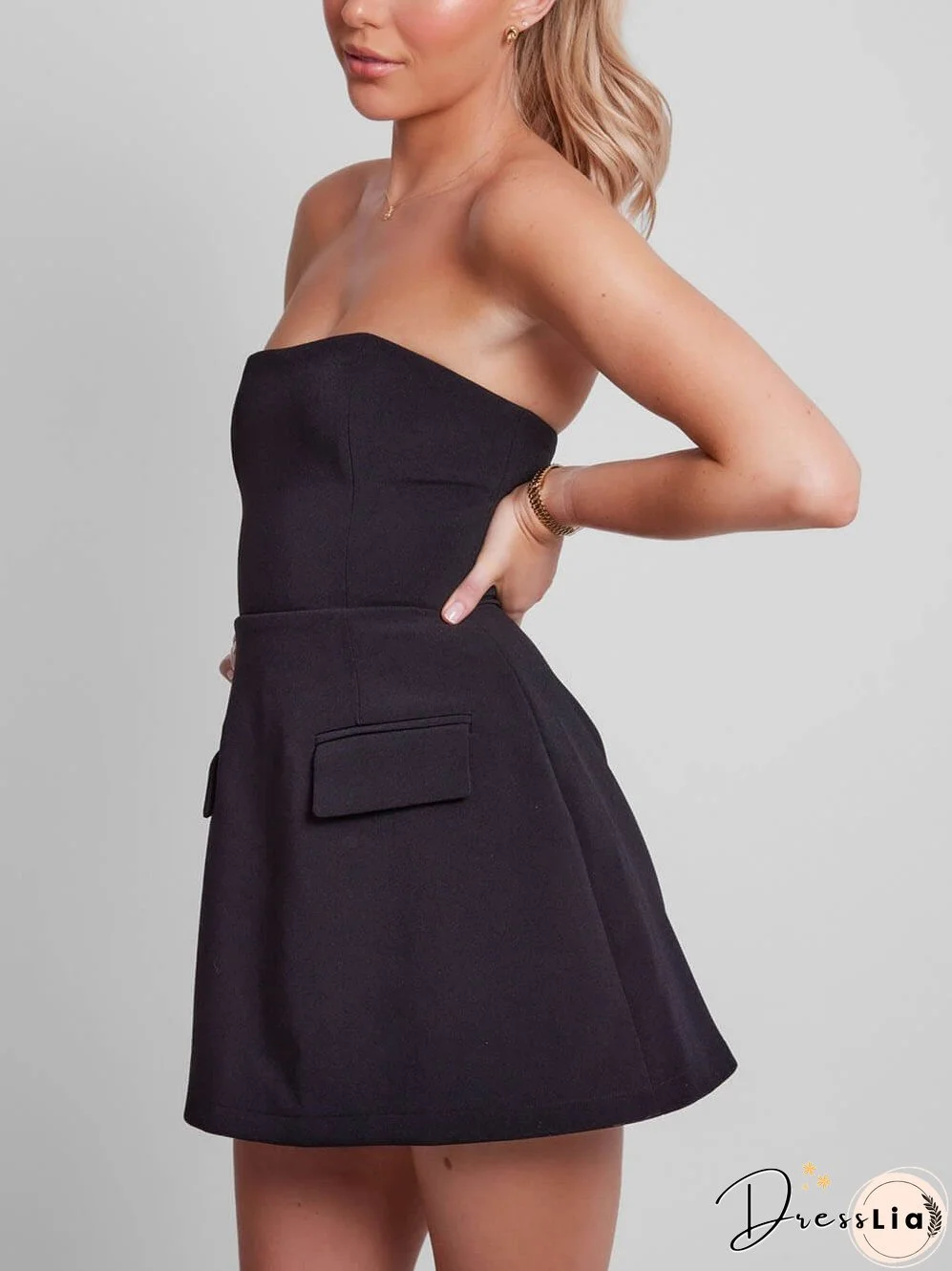 Neckline Ultimate Stylish Strapless Dress