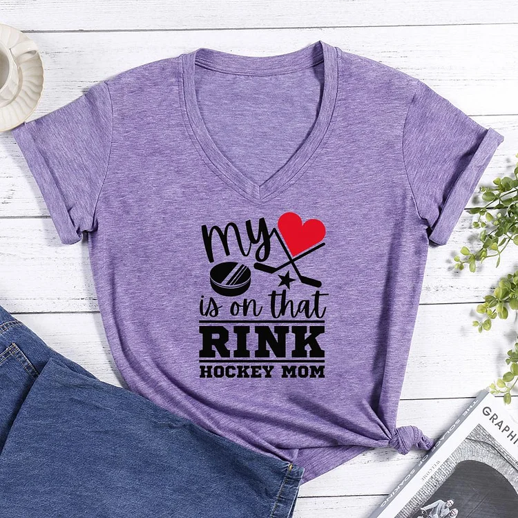 My Heart is on that Rink Hockey Mom V-neck T Shirt-Annaletters