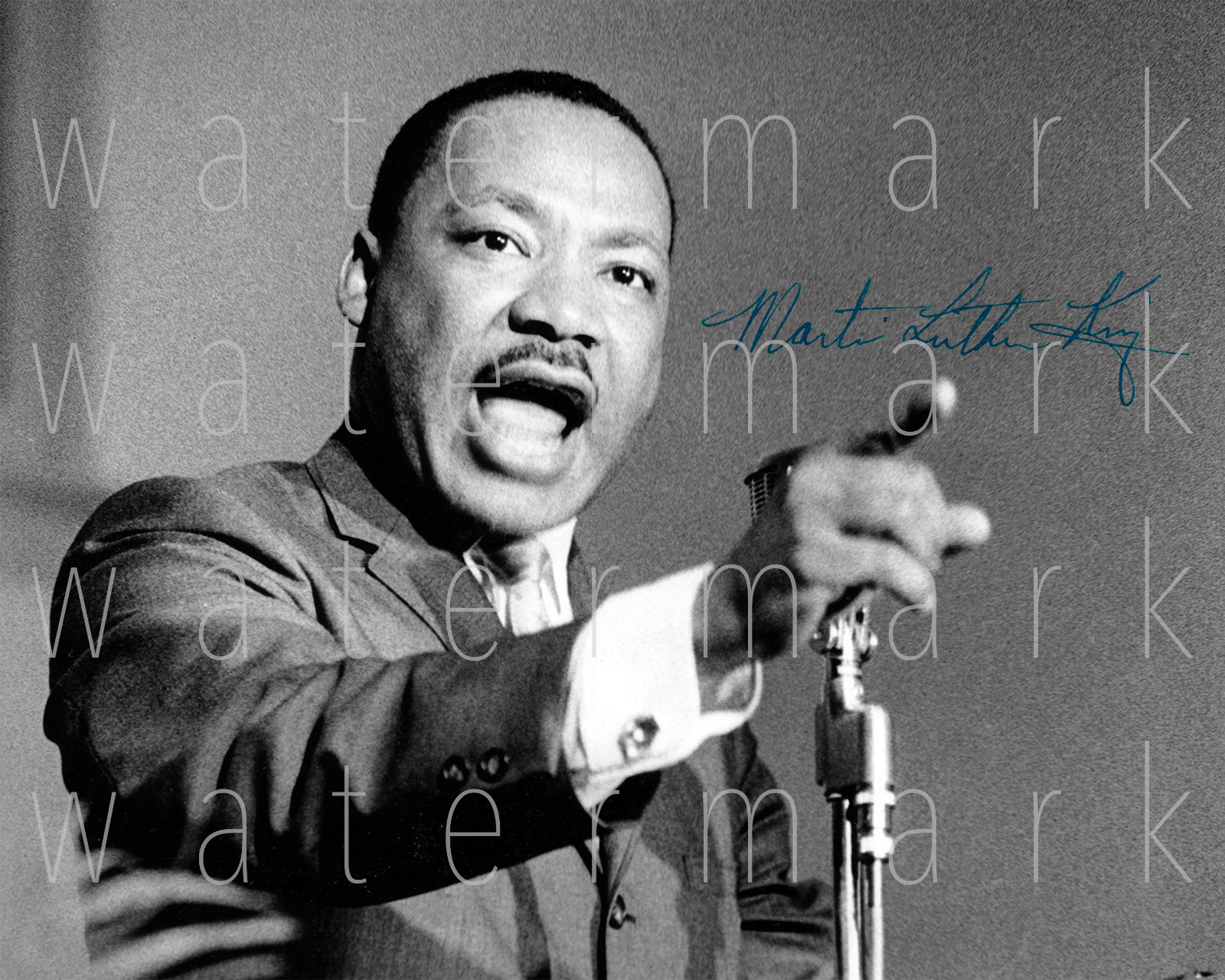 Martin Luther King, Jr. signed 8X10 inch Photo Poster painting picture poster autograph RP