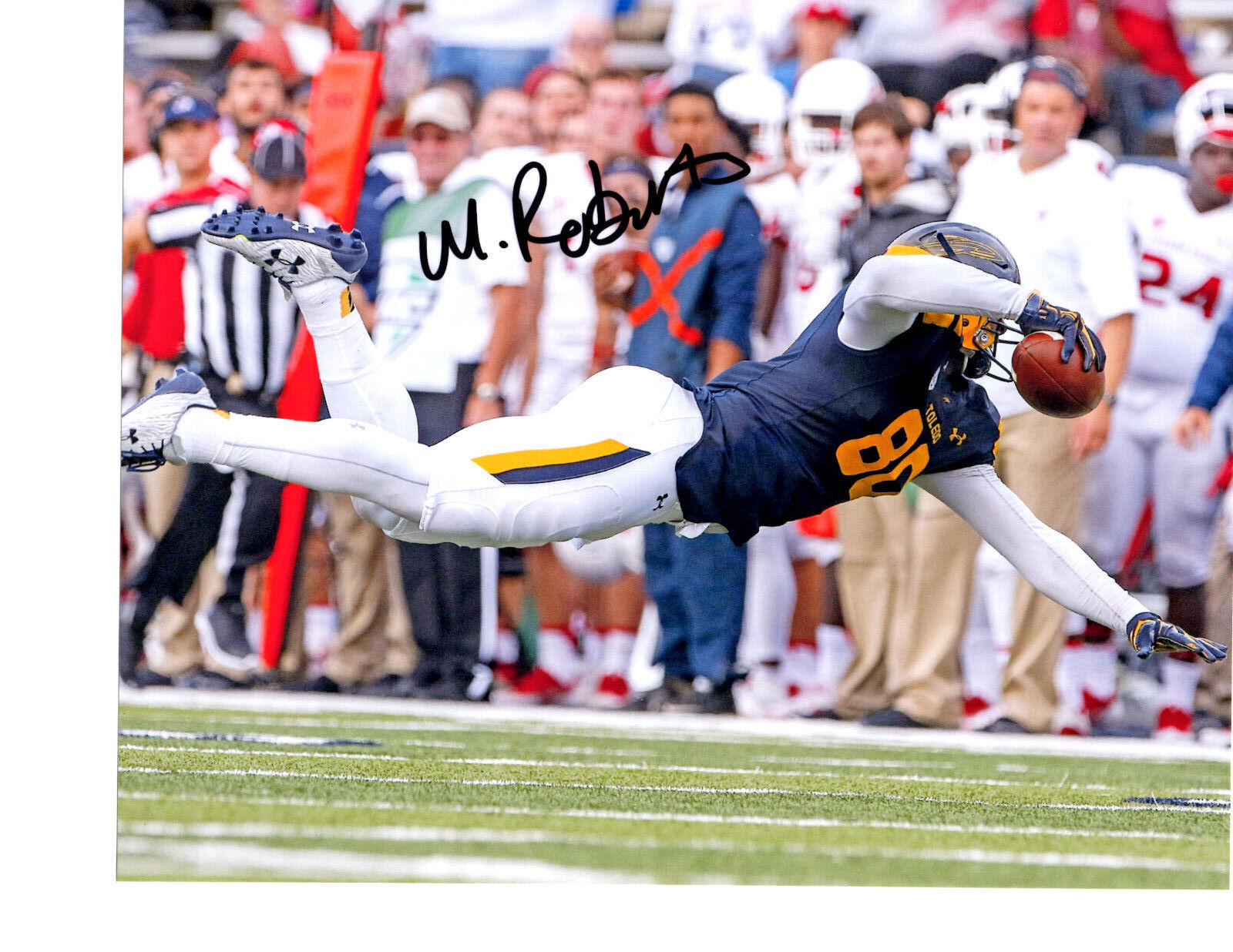Mike Roberts Toledo Rockets signed autographed 8x10 football Photo Poster painting 2017 Draft