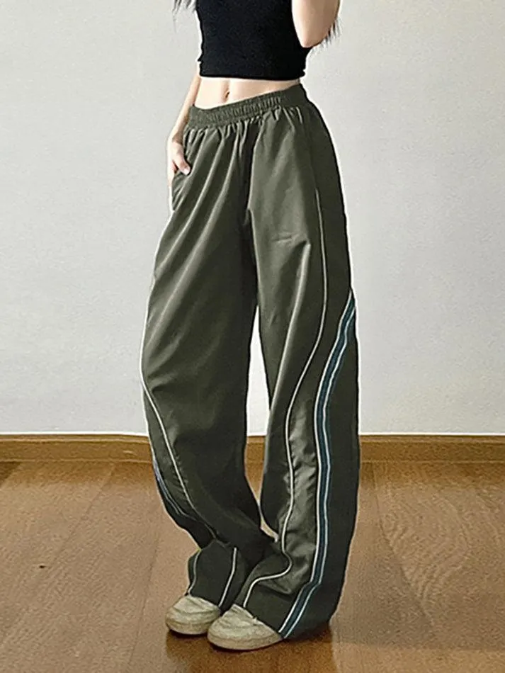 Brownm Vintage Striped Piping Baggy Sweatpants